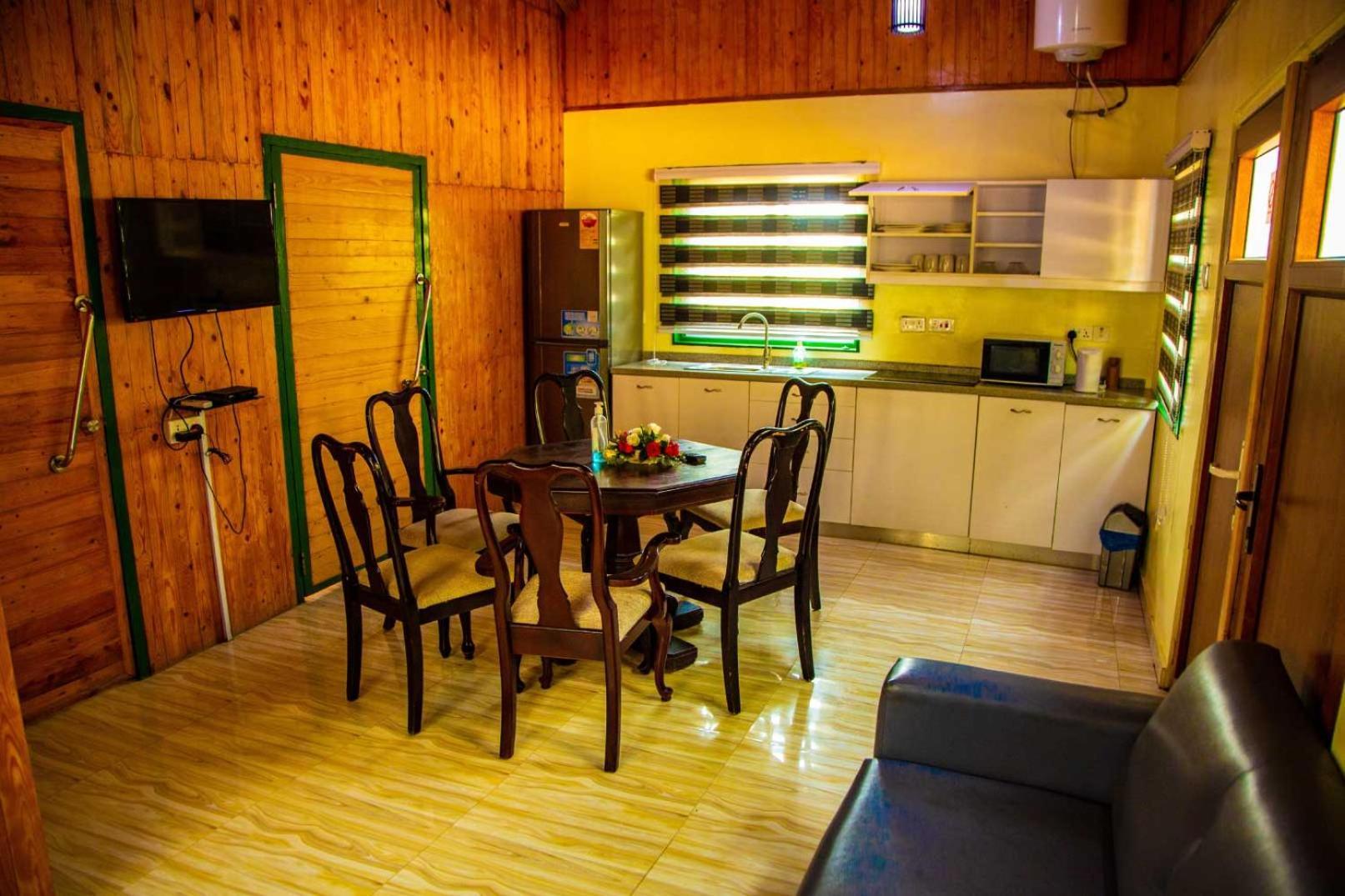 Ocean Green Beach Resort Prampram エクステリア 写真