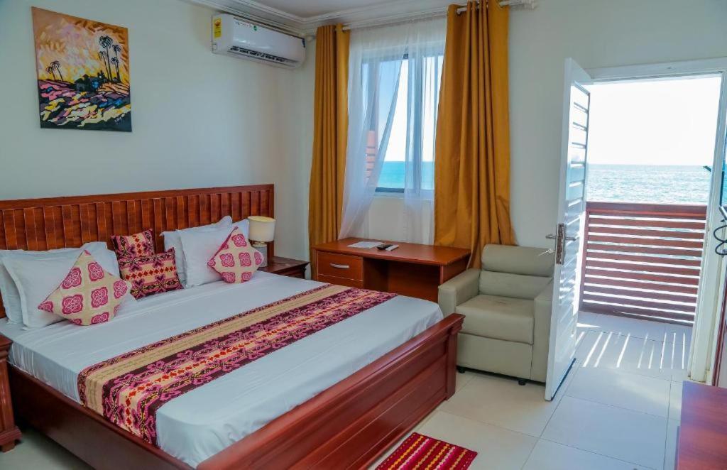 Ocean Green Beach Resort Prampram エクステリア 写真