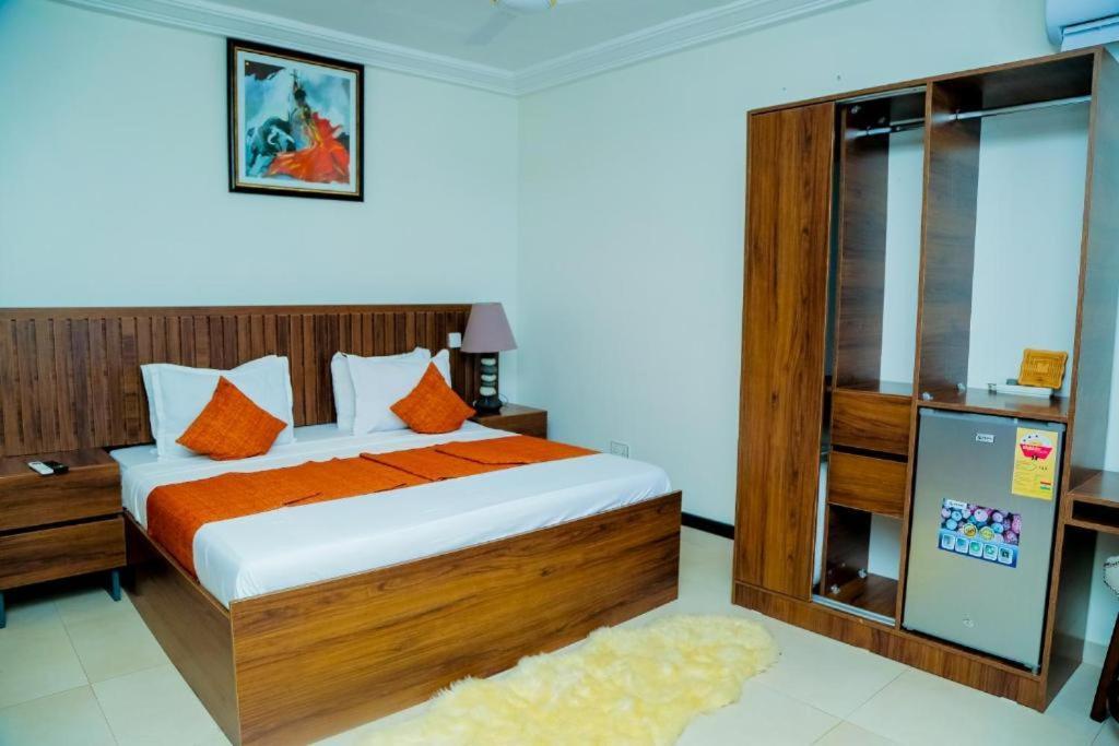 Ocean Green Beach Resort Prampram エクステリア 写真