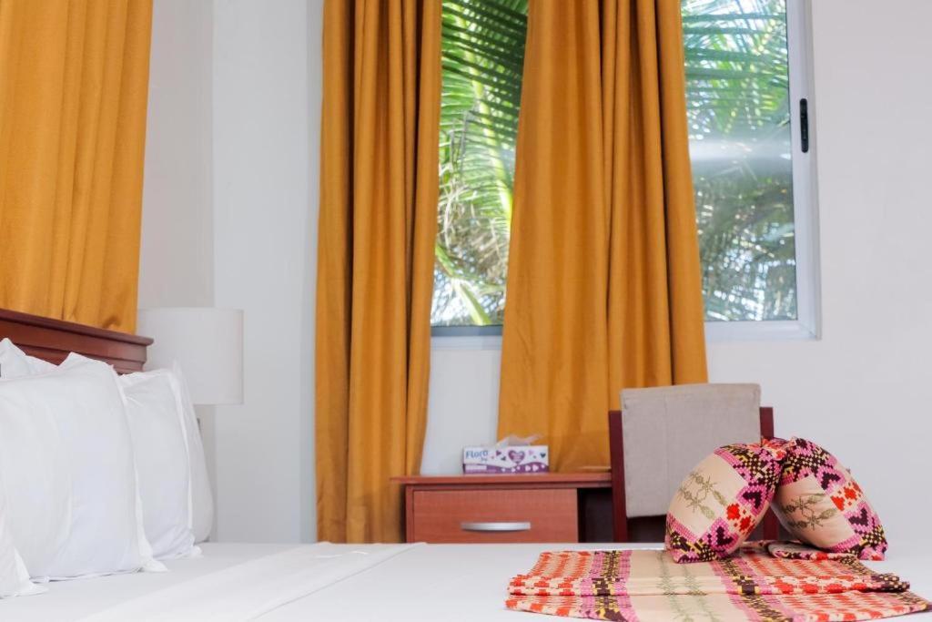 Ocean Green Beach Resort Prampram エクステリア 写真